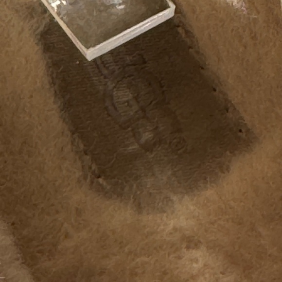 UGG Ansley Petal Top Women's Floral Embellished Moccasins Size 9 - Picture 7 of 9